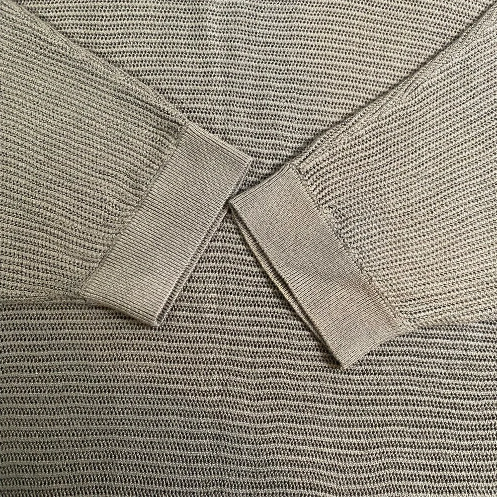 Express open knit top. Olive green size Lrg EUC - Picture 3 of 11